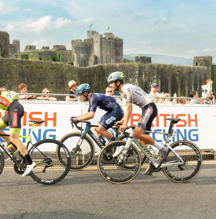 Beicwyr yn y Tour of Britain, 2023, Caerffili